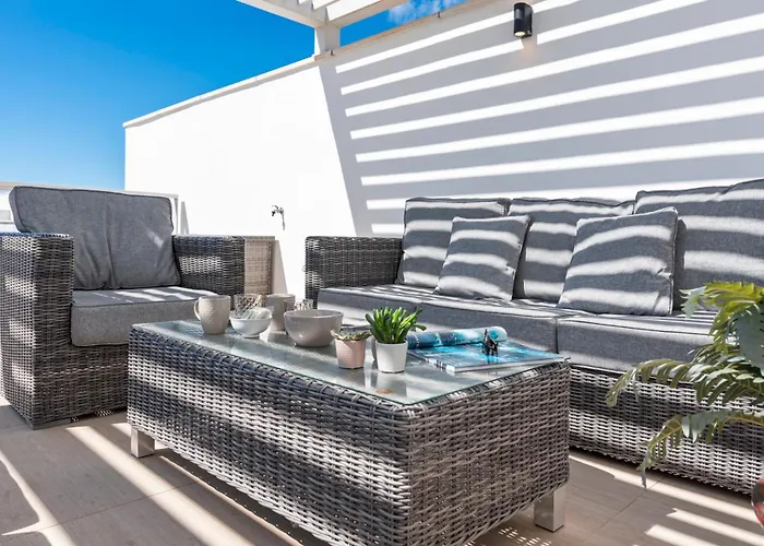 San Pedro Modern Flat By Costarentals - M34 마르베야