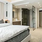 San Pedro Modern Flat By Costarentals - M34 *